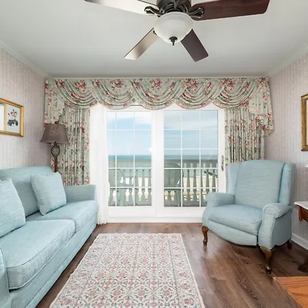 Boardwalk Plaza Hotel Rehoboth Beach Exterior photo