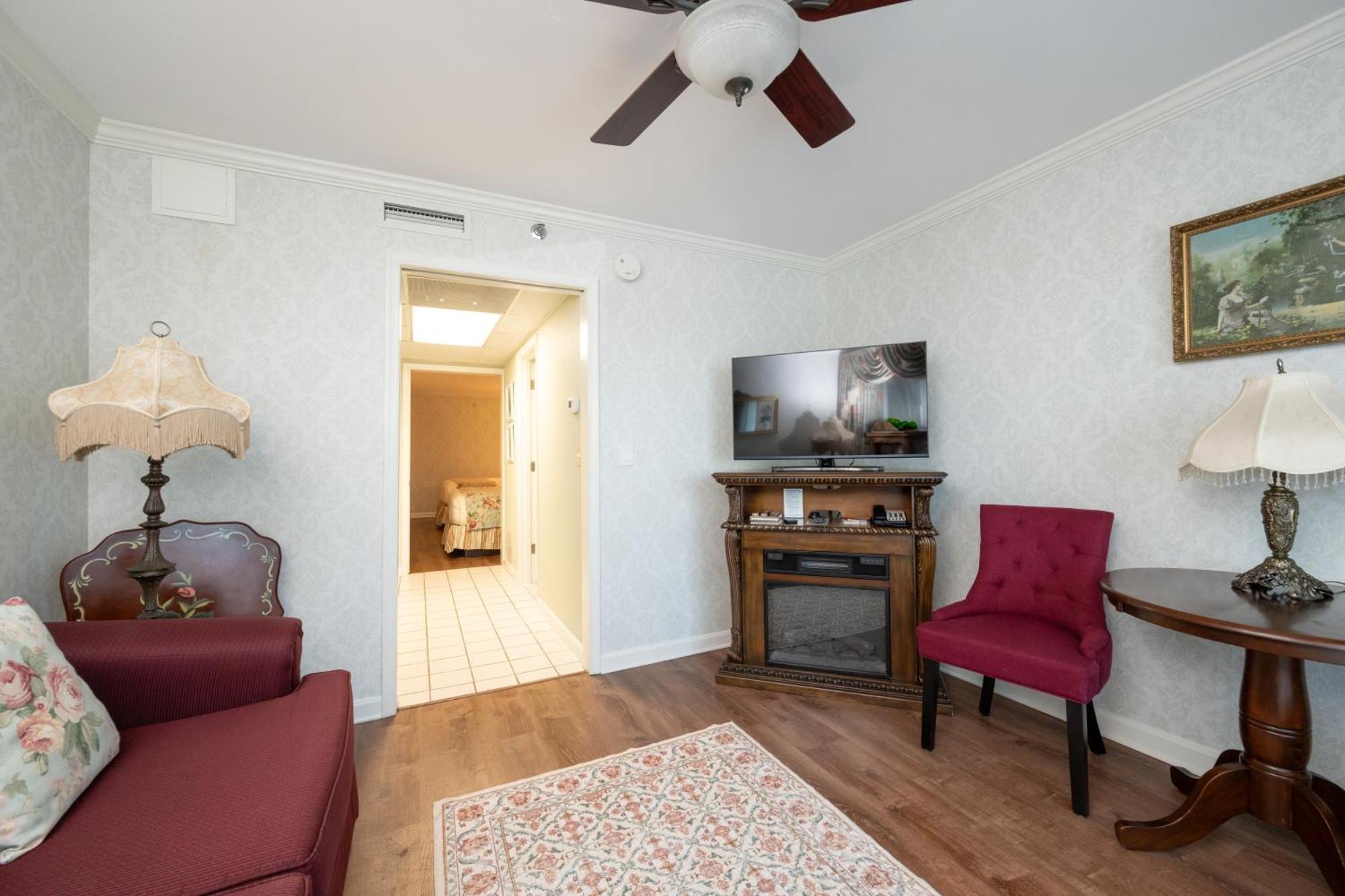Boardwalk Plaza 4*